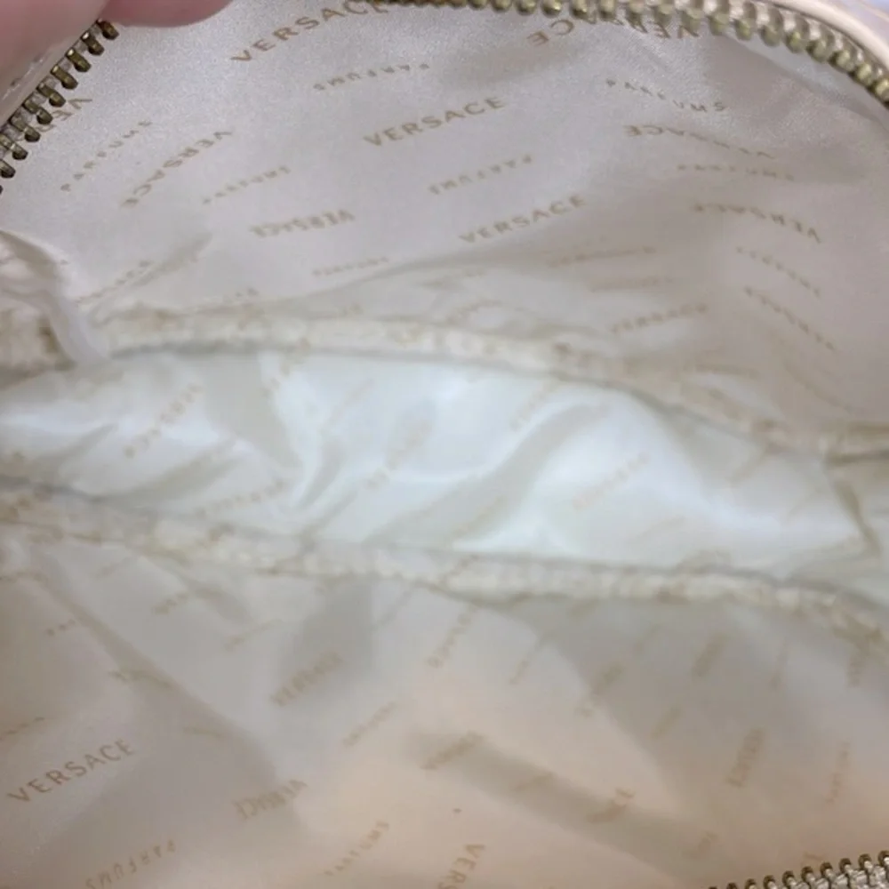 Versace Parfums Woven/Patent Beauty‎ Pouch - Picture 8 of 13